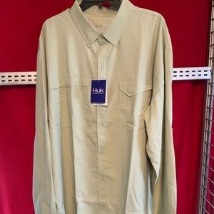 Huk Mens Long Sleeve Button Down Vented Shirt